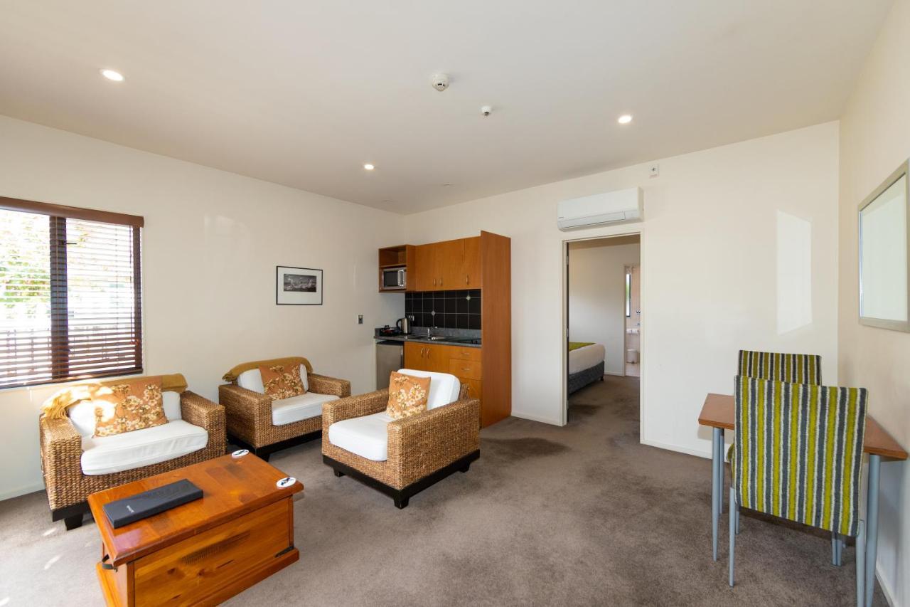 Harvest Lodge Motel Havelock North Extérieur photo