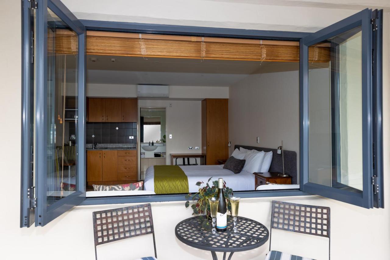 Harvest Lodge Motel Havelock North Extérieur photo